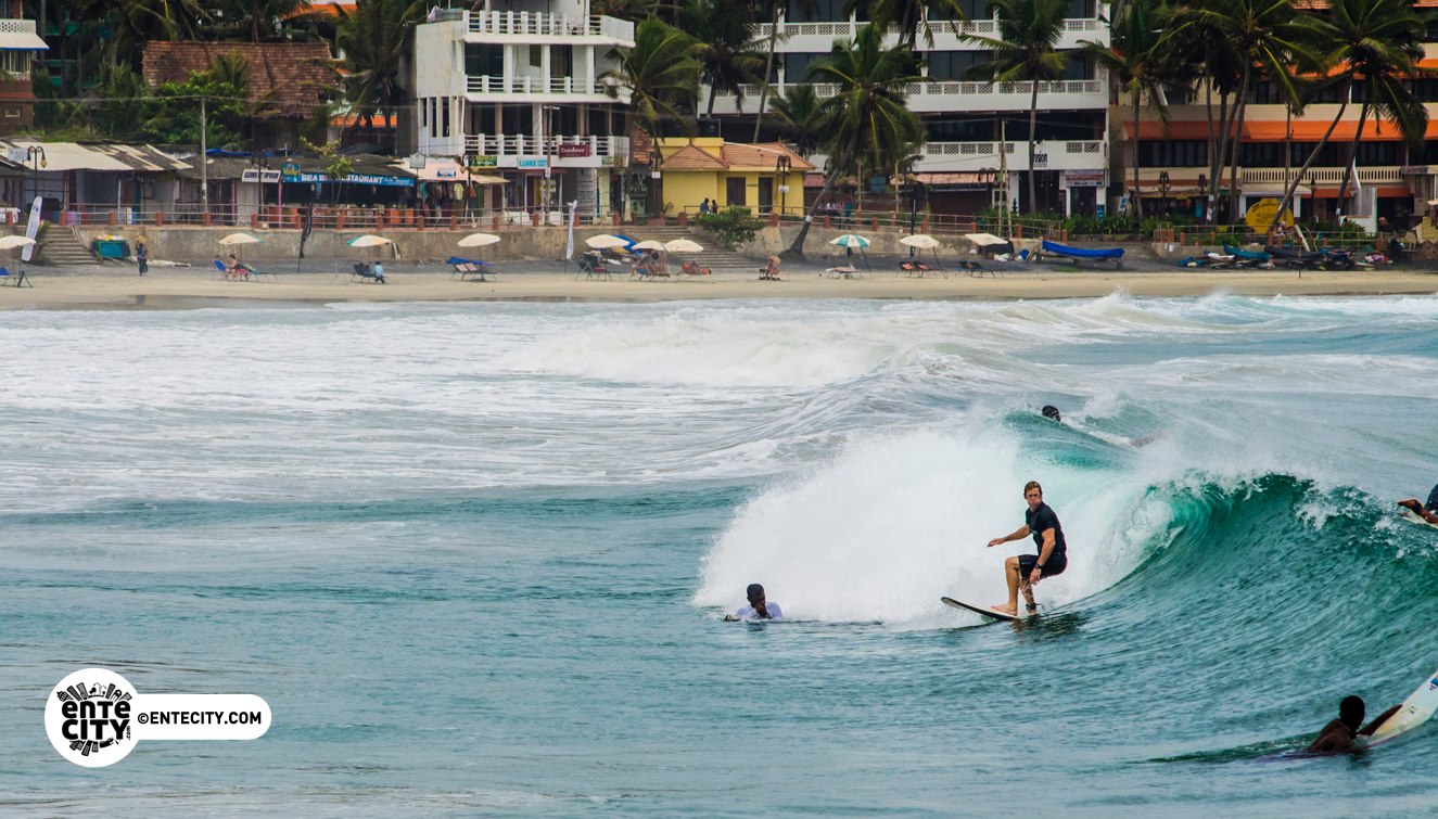 Kovalam beach 3.jpg