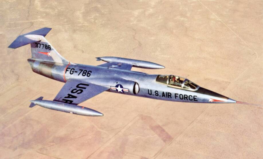 Lockheed%20XF-104%20(modified).jpeg