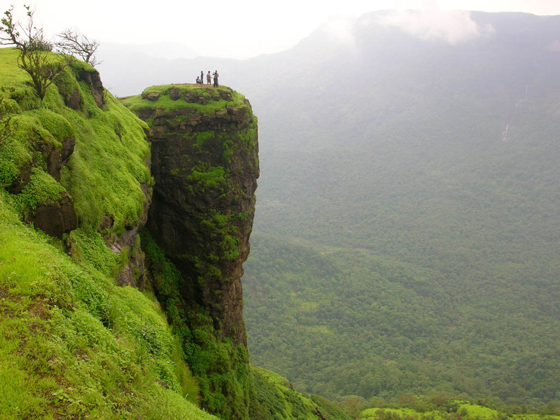 matheran_1367773221.jpg