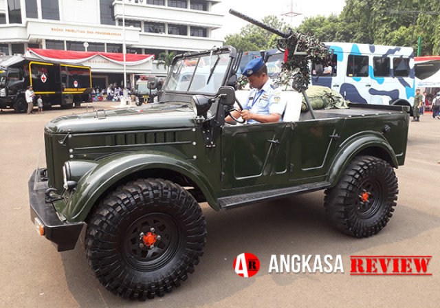 Mayor-Heri-dengan-mobil-GAZ-69.jpg