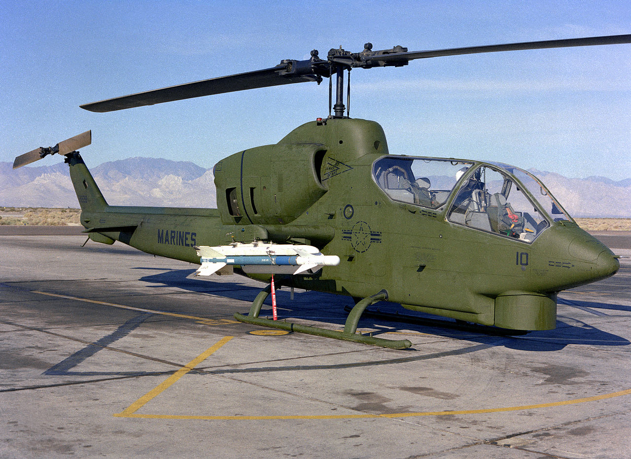 message-editor_1498779084600-1280px-ah-1t_seacobra_with_agm-122_sidearm_at_china_lake_1981.jpeg