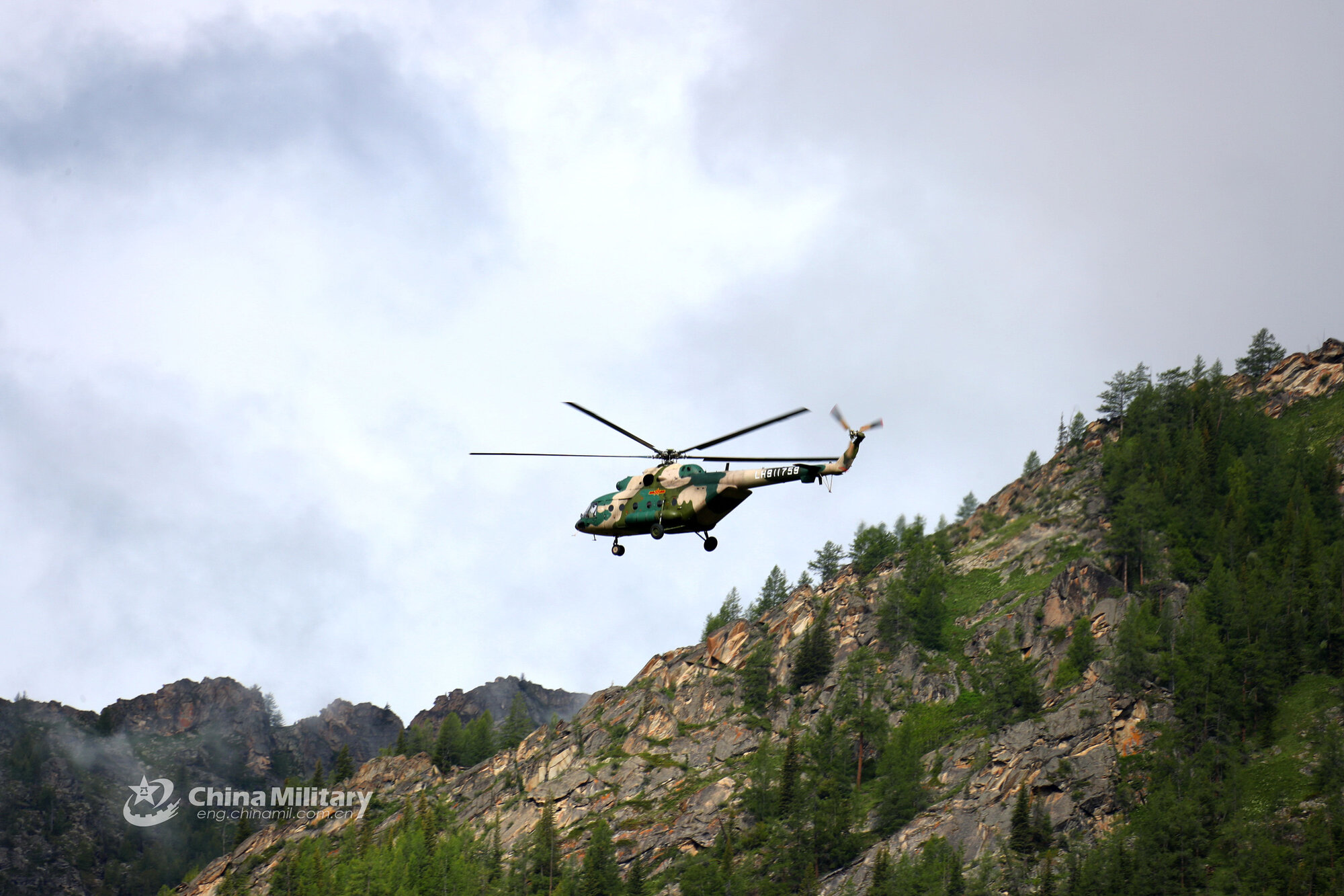 MI-171 Altay mountain 4gs8.jpg