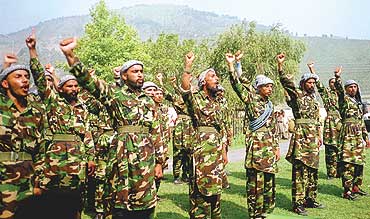 militants_training_camp_20050627.jpg