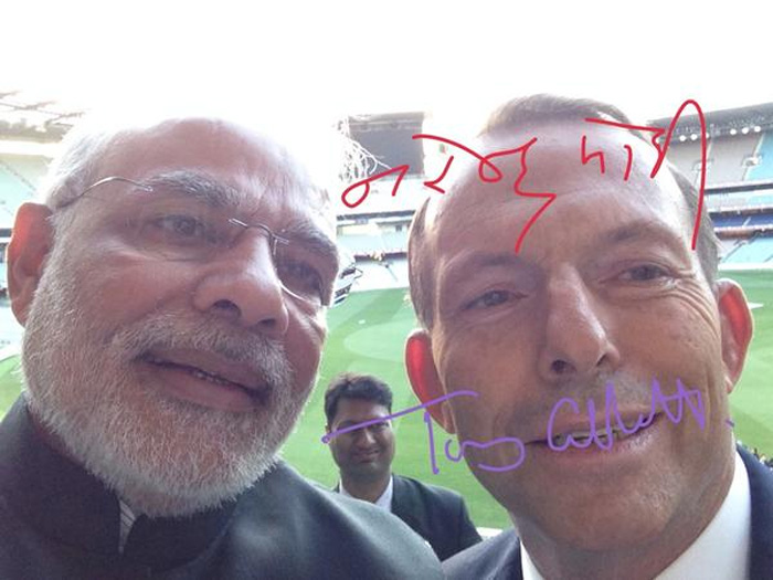 modi-abbot-selfie[1].jpg