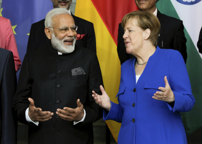 Modi-meets-Merkel.jpg