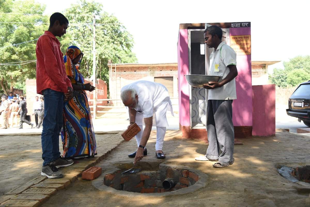 Modi_foundation_stone_PIB.jpg