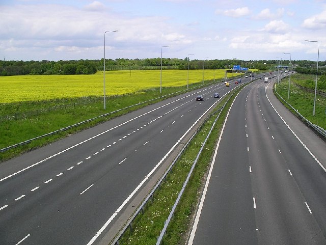 Motorway_Kent_-_010613.jpg