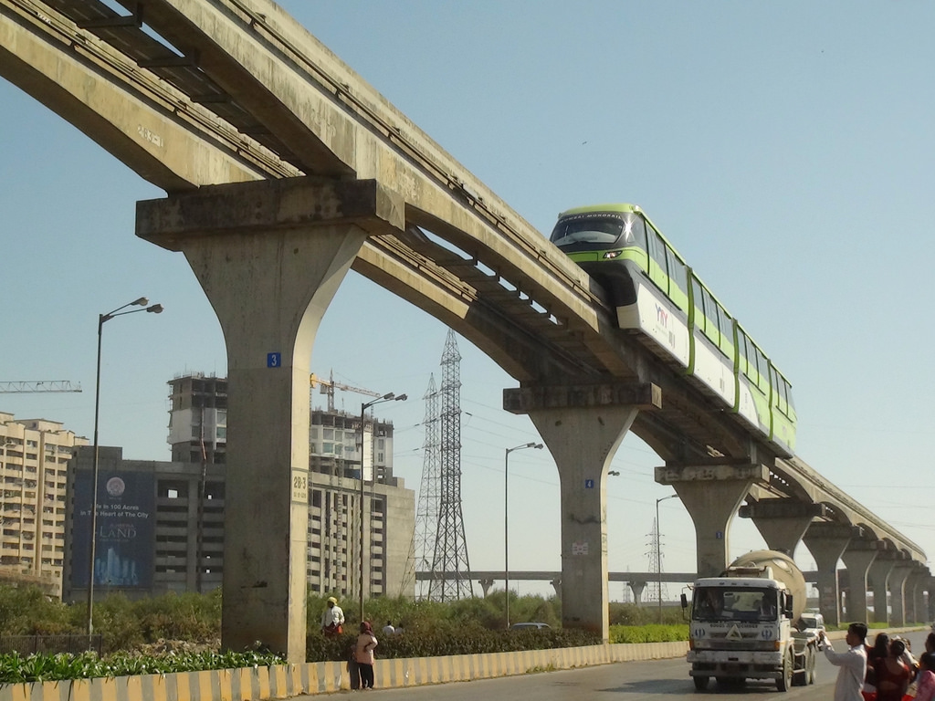 MUMBAI MONORAIL 7.jpg