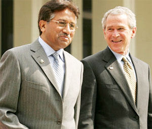 Musharraf-Bush-12594.jpg