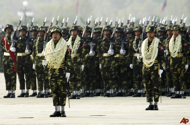 myanmar-armed-forces-day-2009-3-27-1-30-46.jpg