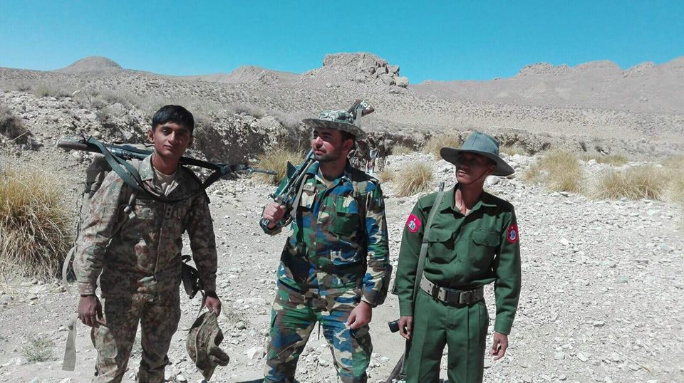 Myanmar_Army_personal_undergoing_training_in_Pakistan_together_with_Pak_Soldiers_and_Marines.jpg