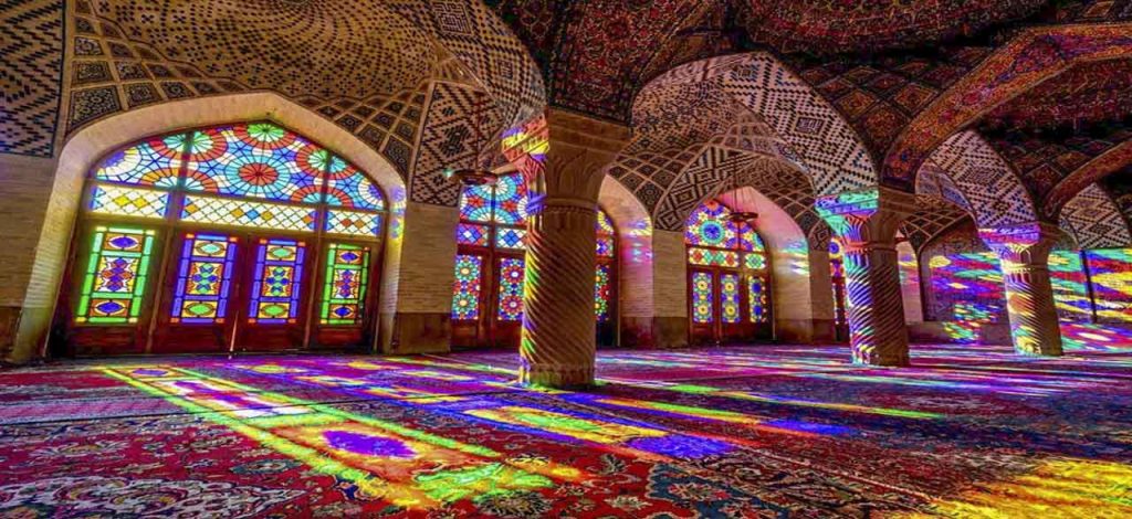 Nasir-al-Mulk-Mosque-Shiraz-1024x470.jpg