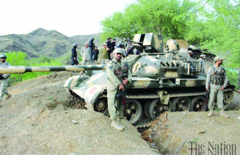 new-ceasefire-enforced-at-torkham-border-1466013858-7384 (1).jpg