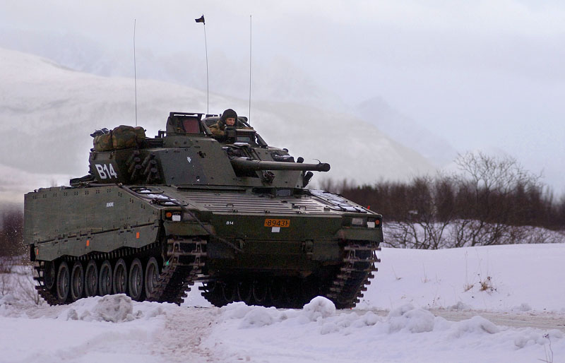 Norwegian_CV9030N_in_snow.jpg