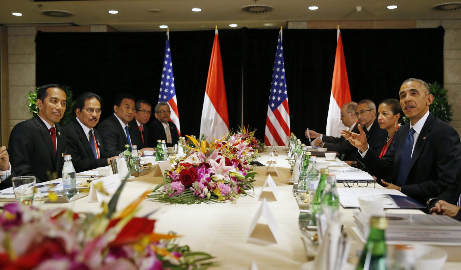 Obama-Jokowi-Beijing-101114.jpg