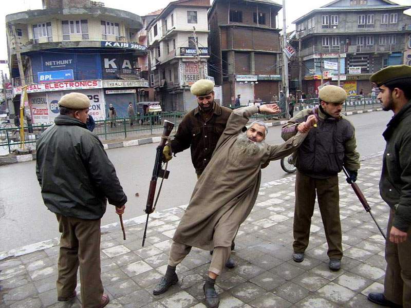 Occupied-Kashmir-Indian-forces-atrocities-black-day.jpg