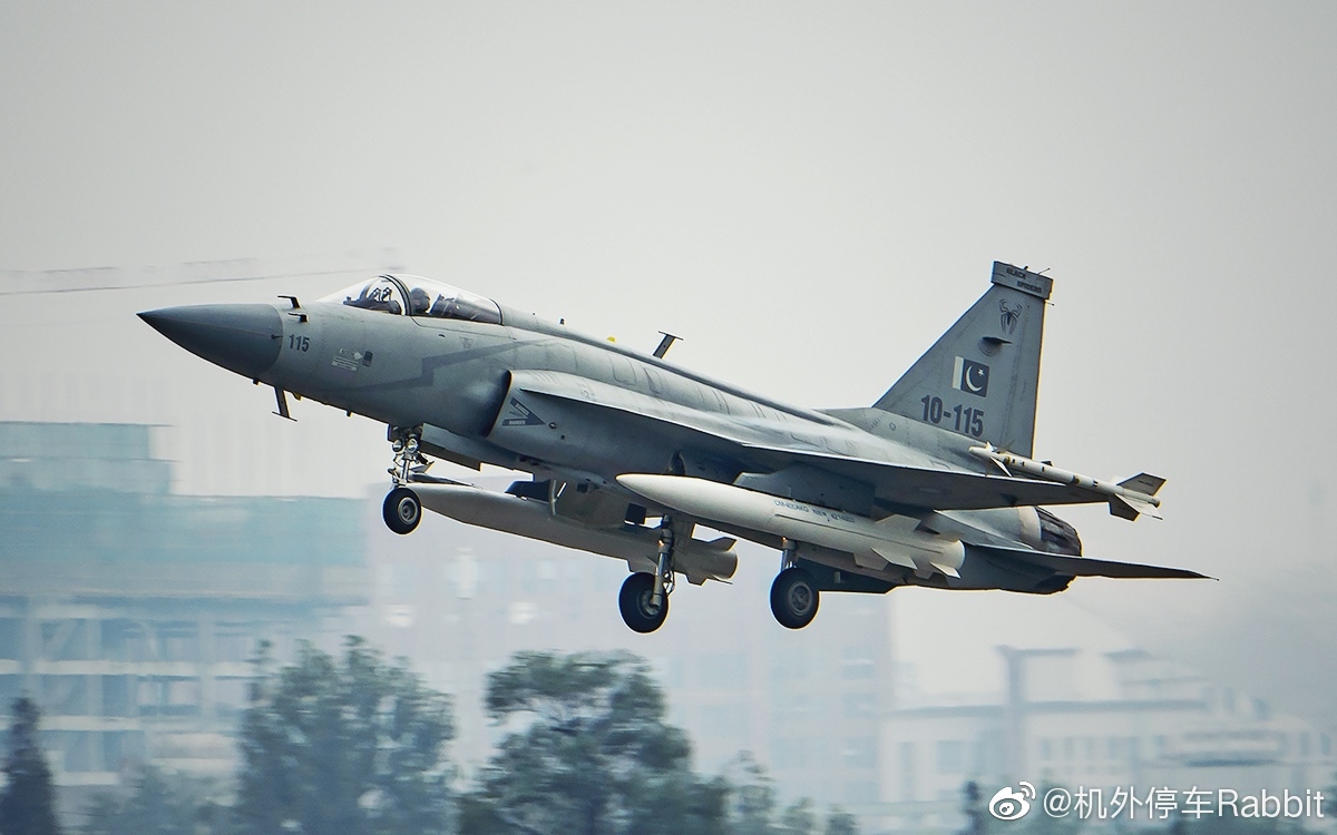 PAF JF-17 10-115 + CM-400 AShM.jpg