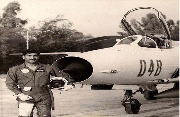 PAF-pilot-Sattar-Alvi-Air-Commodore.jpg