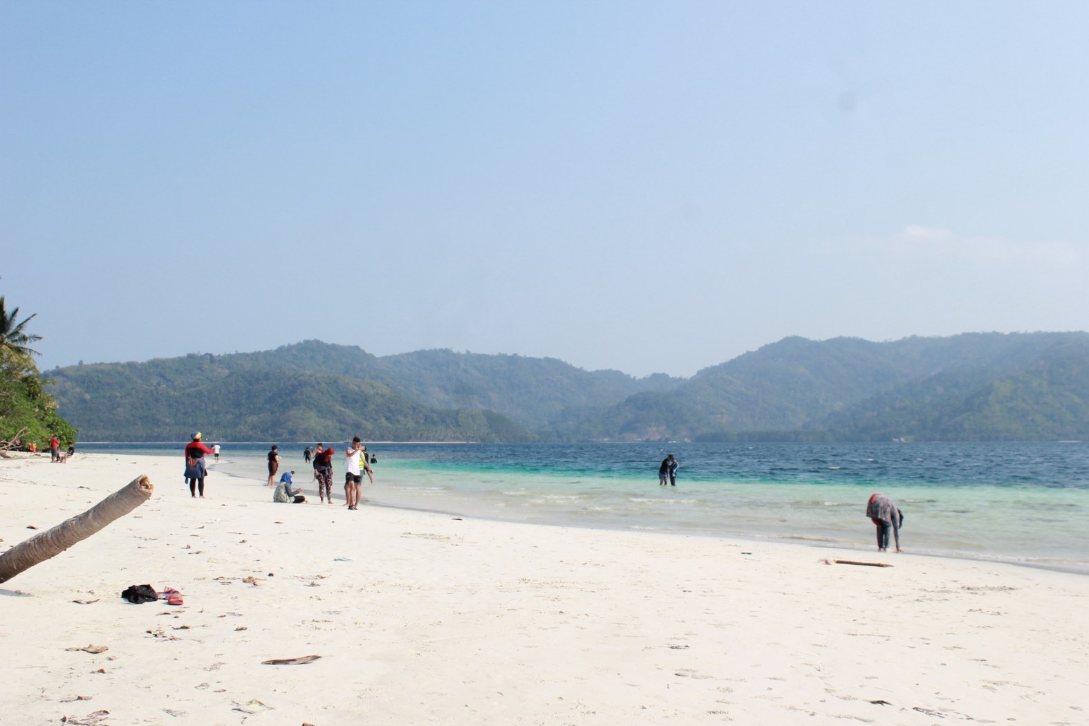 pahawang-island-ngetripmulu.jpg