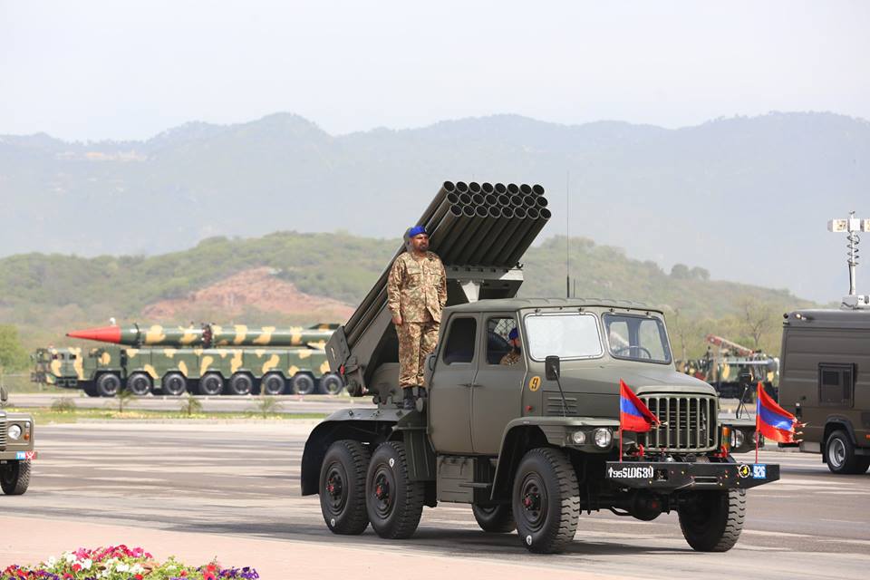 Pak army KRL 122 MLRS.jpg