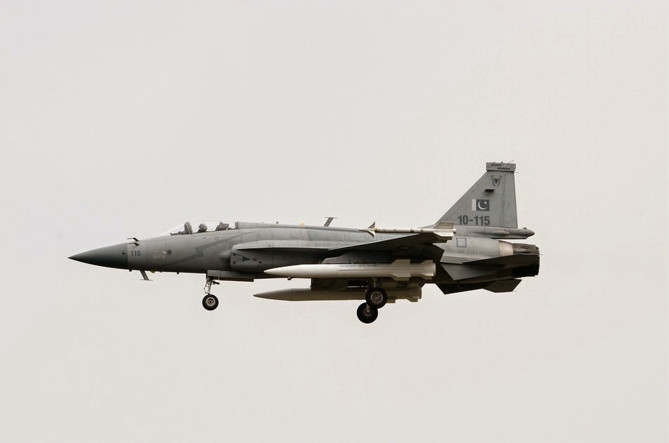 Pakistan Air Force JF-17 fighter with CM-400AKG supersonic ground missiles 1.jpg