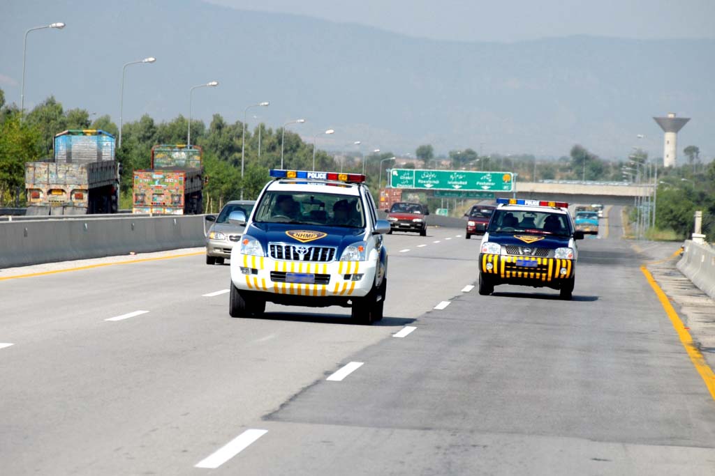 Pakistan_Motorway_Police.jpg