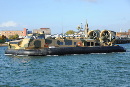 pakistani-hovercraft_pics265-26542.jpg