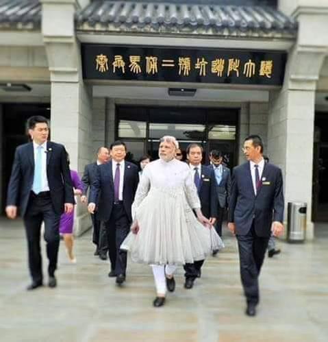 photoshopped-image-pm-modi-goes-viral.jpg