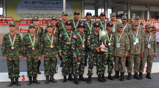 piala 2.jpg