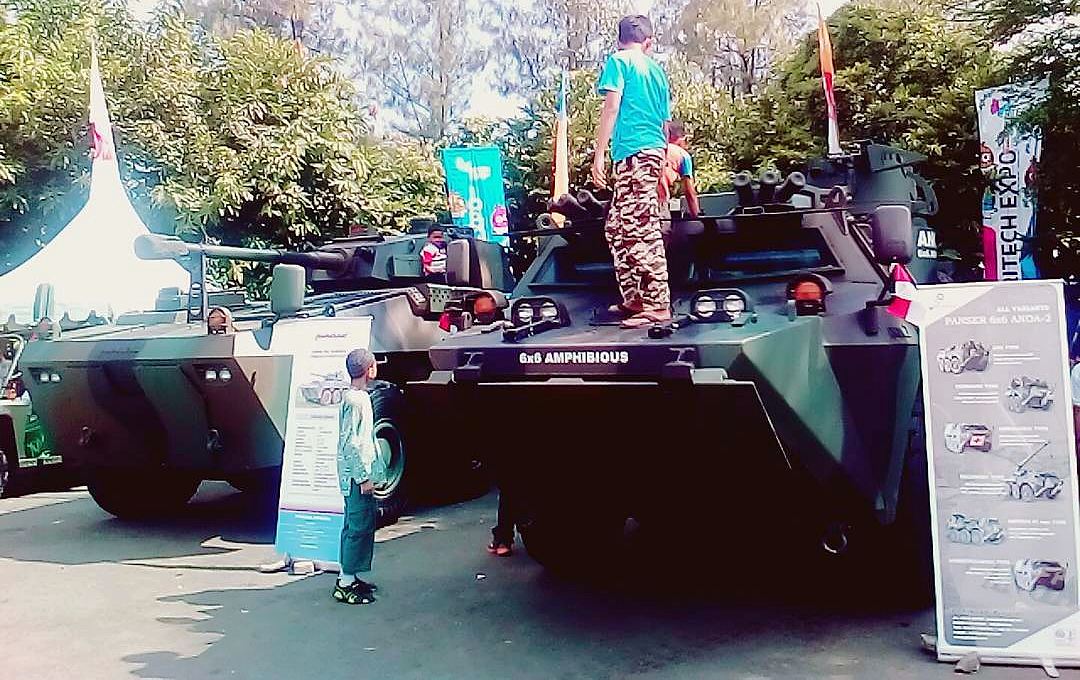 pindad.jpg