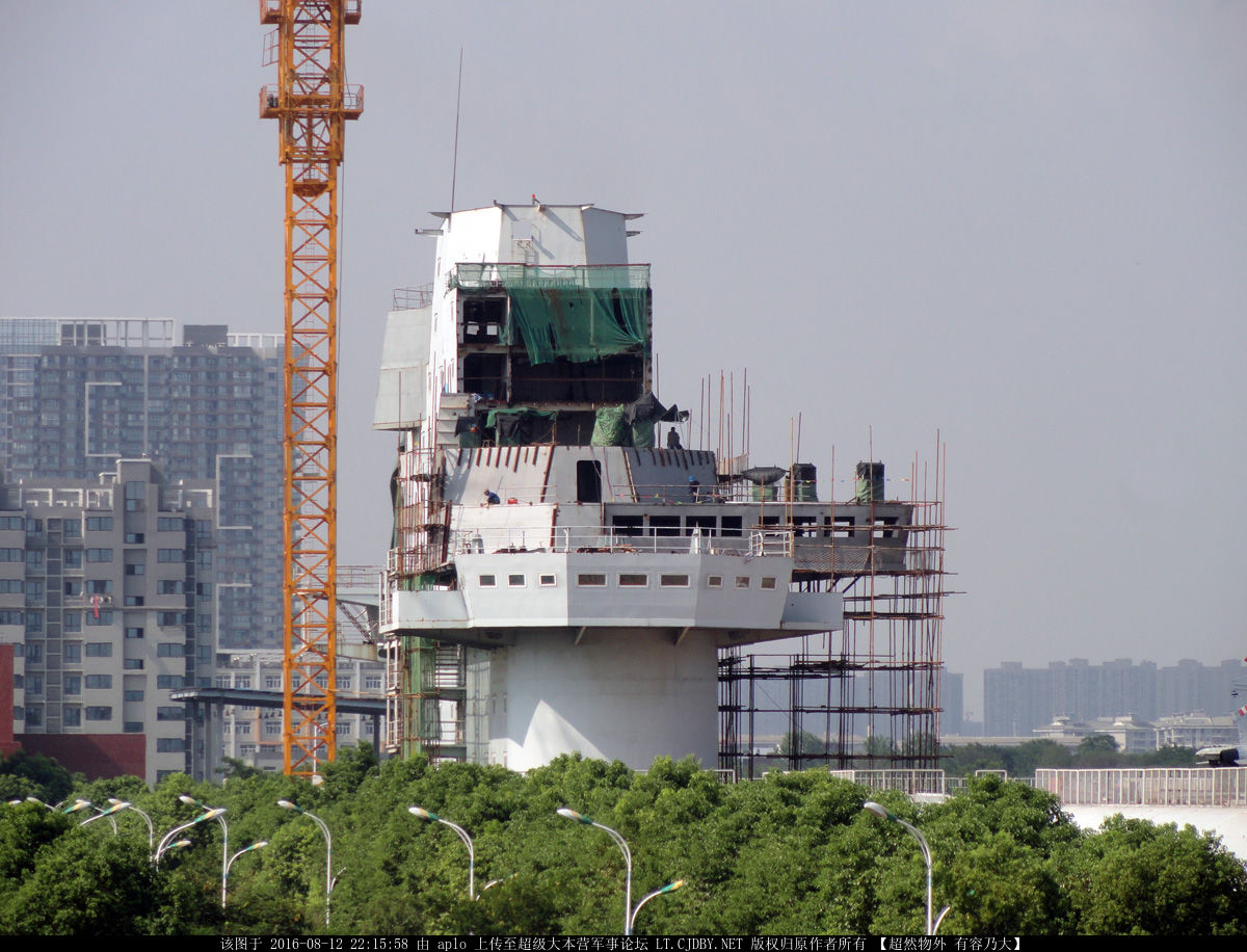 PLN CV-002 mock-up at Wuhan - 12.8.16 - 1.jpg