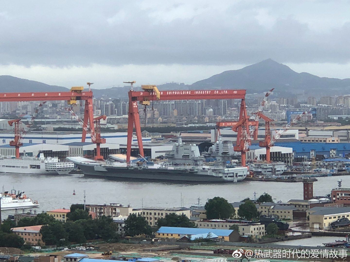 PLN Type 002 carrier - 20180820 - 4.jpg