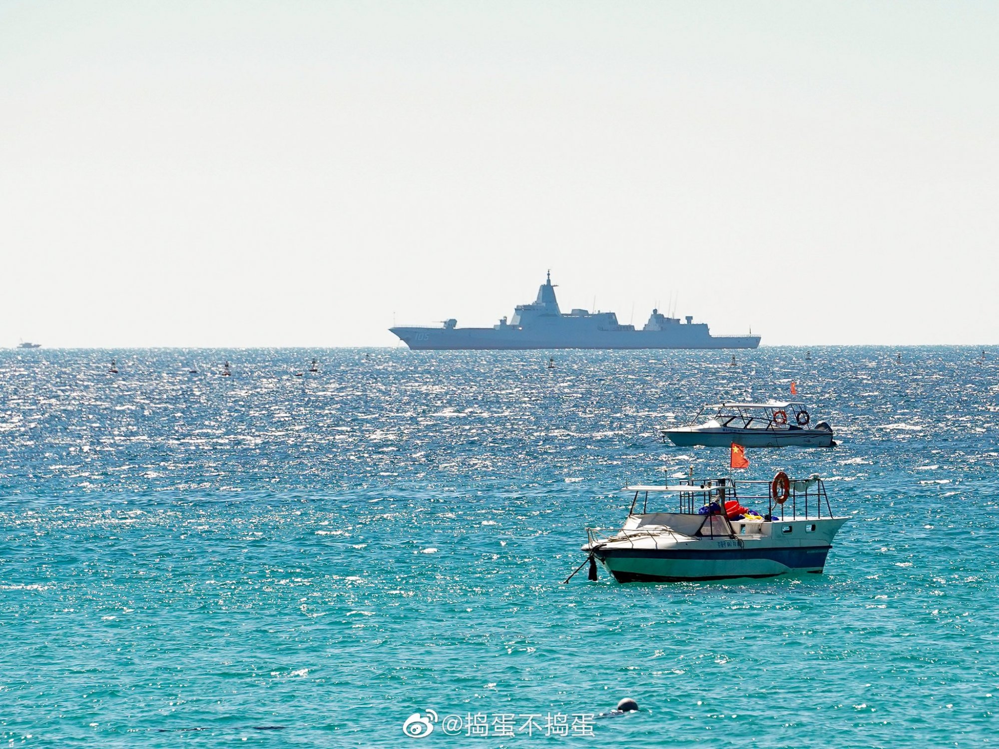 PLN Type 055 DDG - 105 first from Dalian - 20201227 - 1.jpg