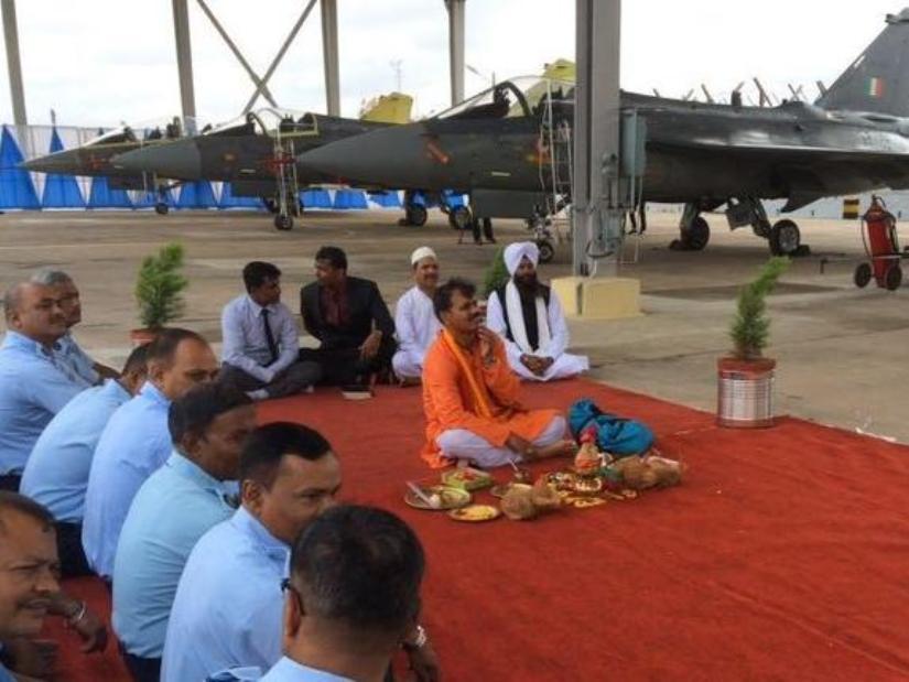 Pooja ceremony 4 LCA Tejas.jpg