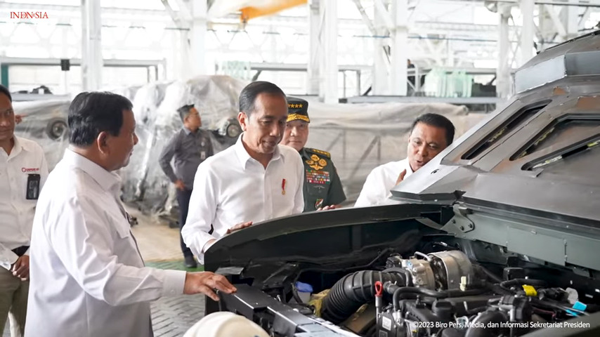 Presiden Jokowi Kunjungi PT Pindad-3.jpg