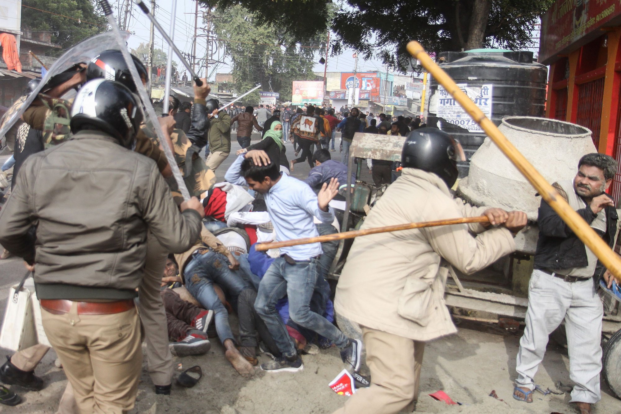 protests-muslis-india-01.jpg