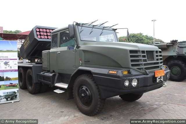 Rantis_6x6_MLRS_Rhan_122.jpg