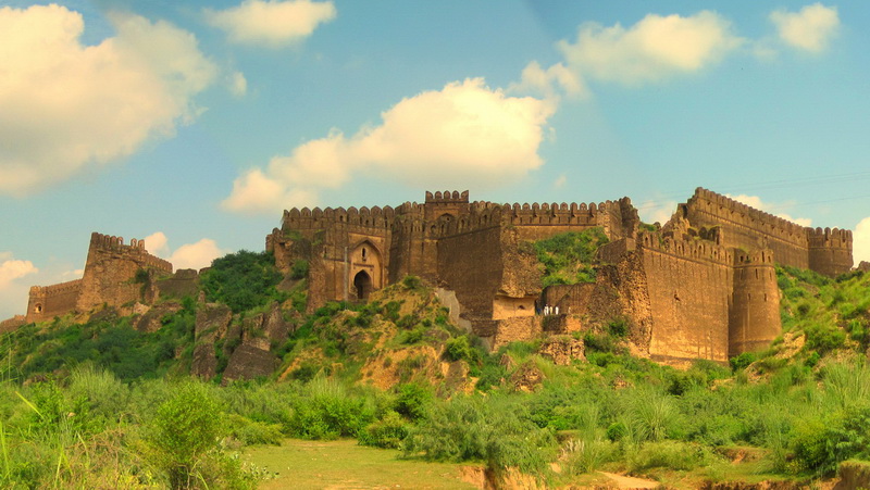 Rohtas Fort full view.jpg