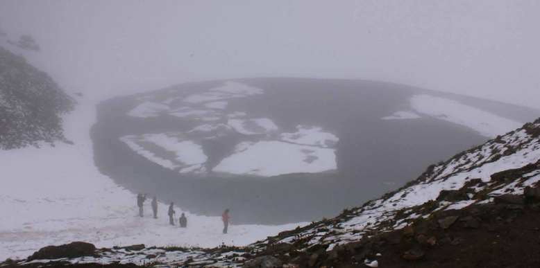 roop-kund-lake.jpg