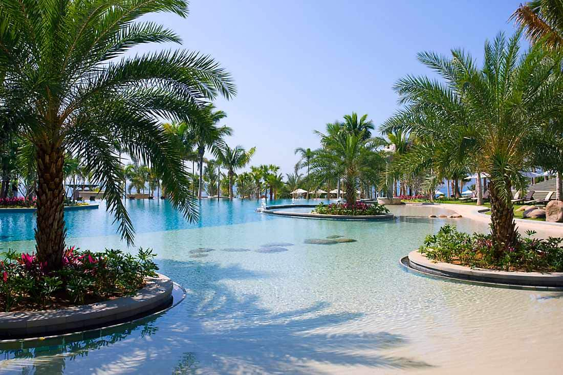 sanya-fitness-swimming-pool.jpg