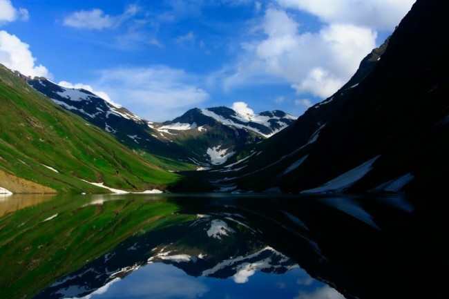 saral-lake-beautiful-valley.jpg