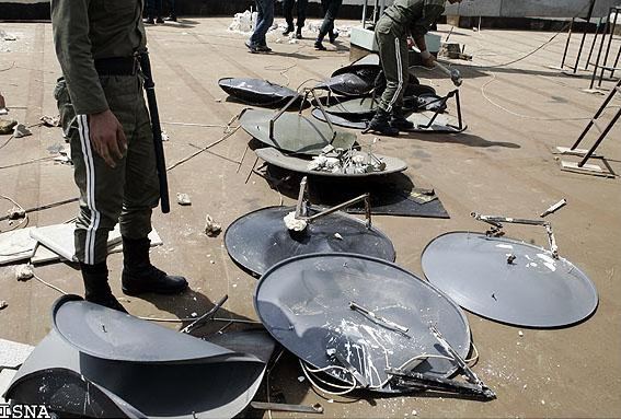 satellite dishes iran.jpg