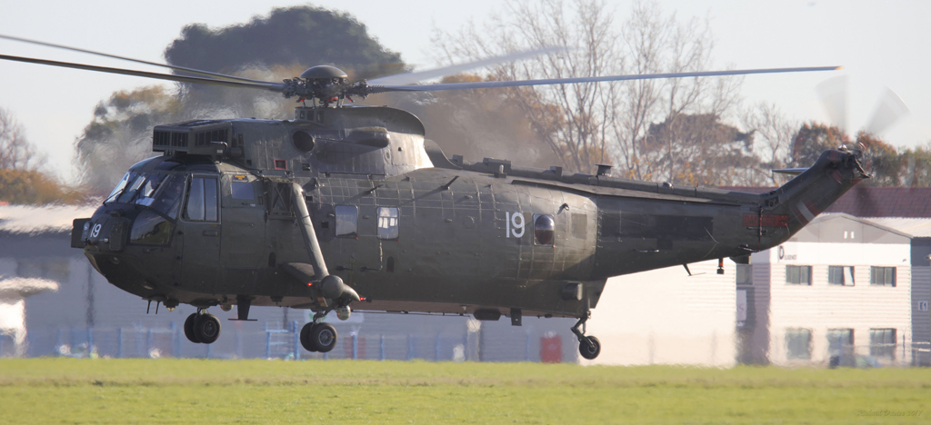 Sea King HC4+ 19 lee-on-Solent 2017 (38040113761_3d6ec56c49_k).jpg