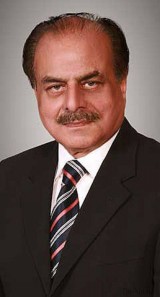 senators-seek-hameed-gul-s-trial-for-high-treason-1434148135-1524-160x297.jpg