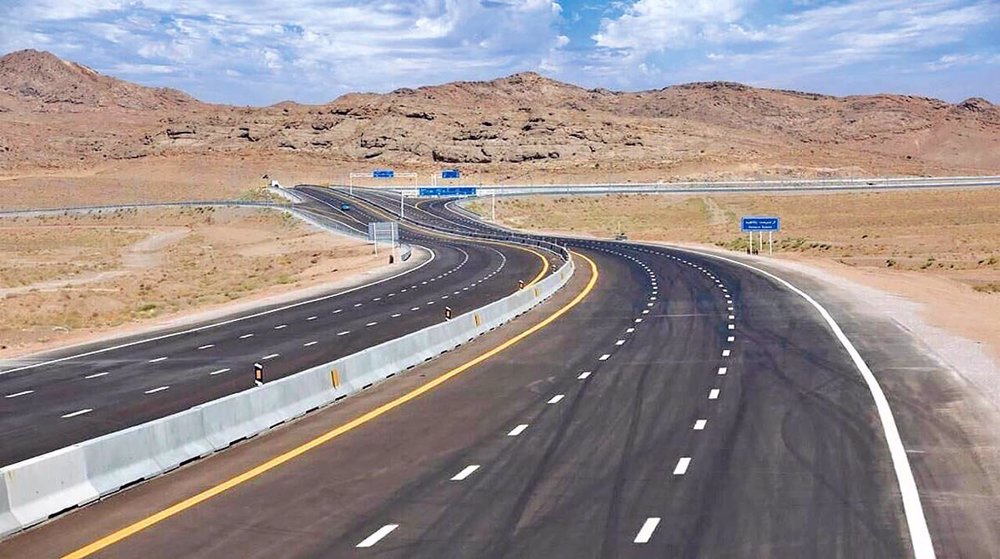 Shiraz_highway.jpg