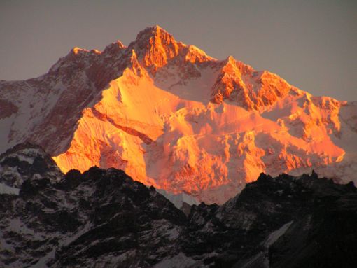 sikkim_tiger_hill_kanchendzonga_sunrise.jpg.jpg