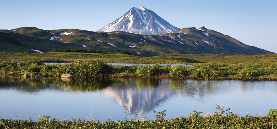 Silversea_RussiaFarEast_Kamchatka_ViliuchinskyVolcano960x450px[1].jpg