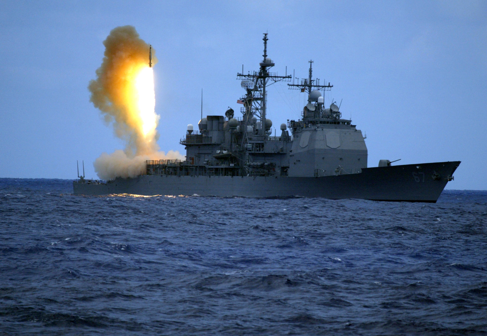 SM-3-launch-USS_Shiloh.jpg