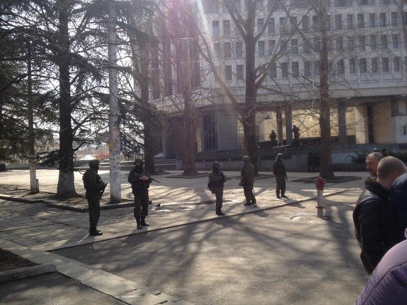 Standing outside Simferopol Verkhovna Rada.jpg