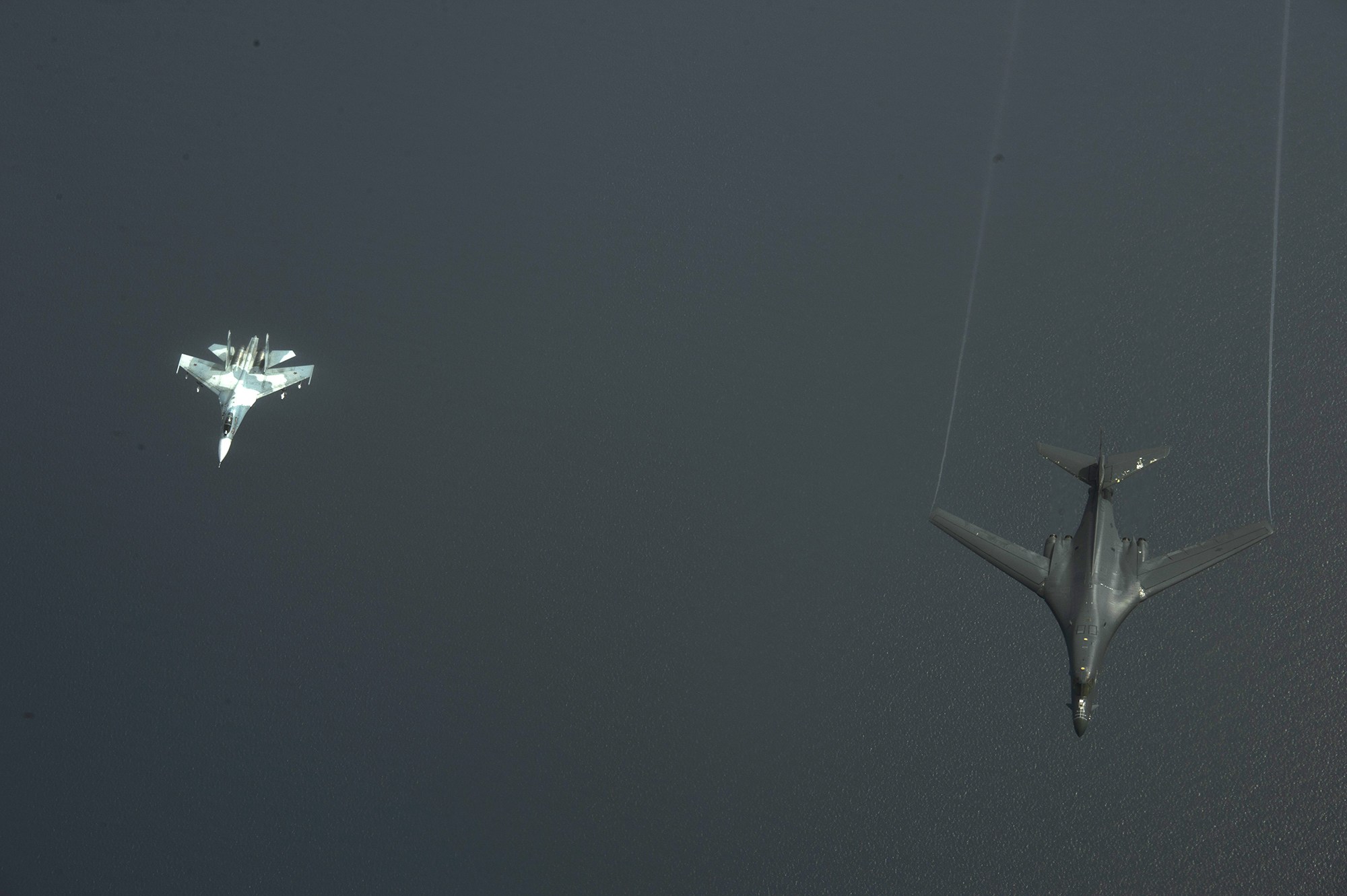 Su-27-intercepts-B-1.jpg